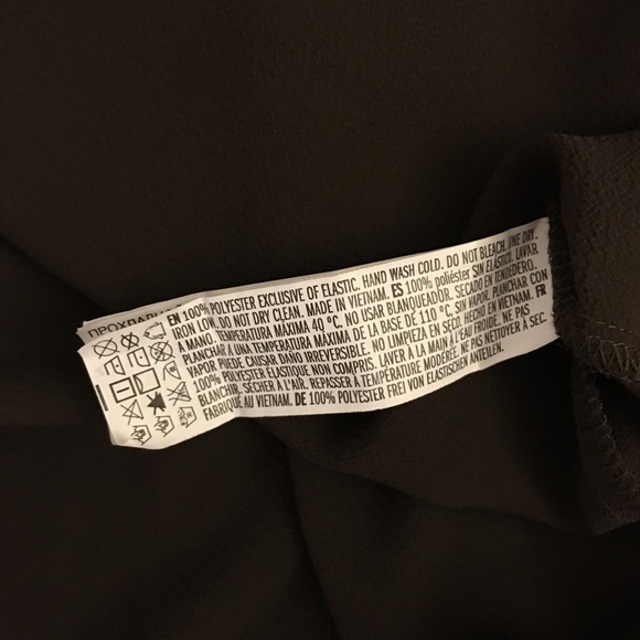 Olive green lace up top - Picture 8 of 8